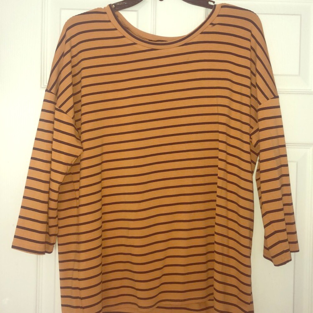 Semi-Long Sleeve Top